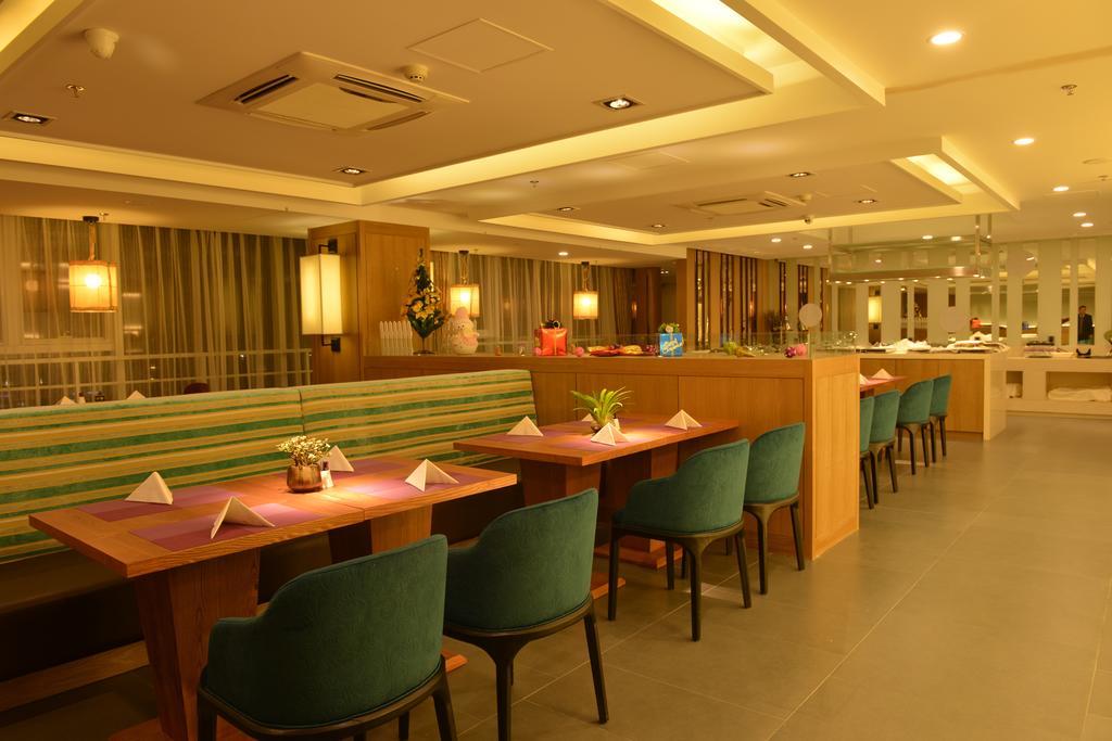 Yitel Ningbo Old Bund Hotel Exterior photo