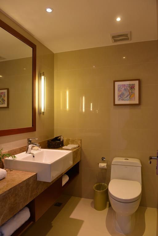 Yitel Ningbo Old Bund Hotel Room photo